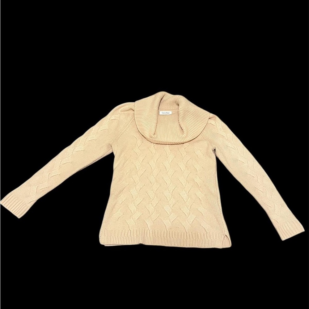 Elegant Cream Cable Knit Sweater
